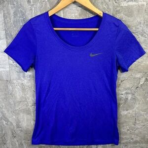 Nike blue short sleeve crew neck t-shirt Woman's Medium #NikeTee